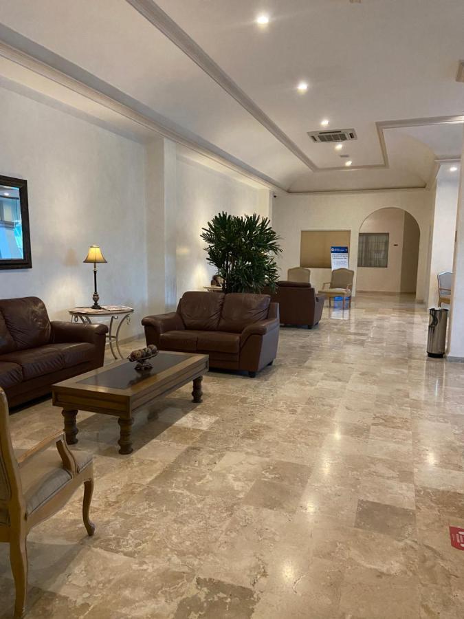 Best Western Centro Cadereyta Cadereyta Jiménez Buitenkant foto